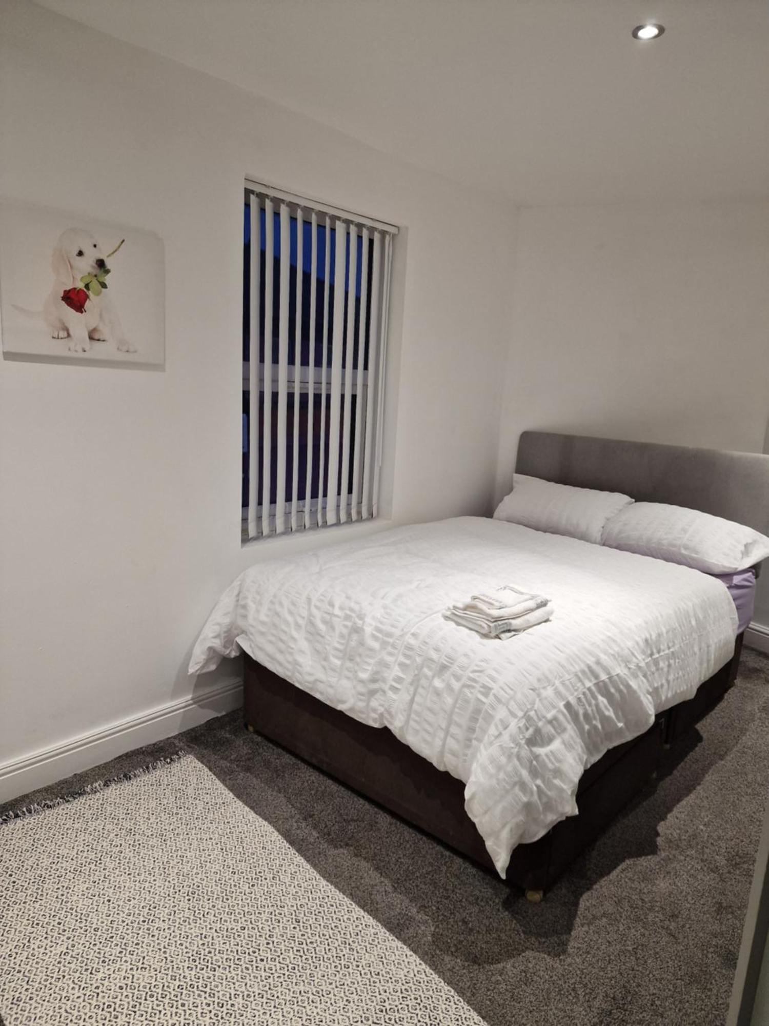 Beautiful Double Bedroom Apartment Liverpool